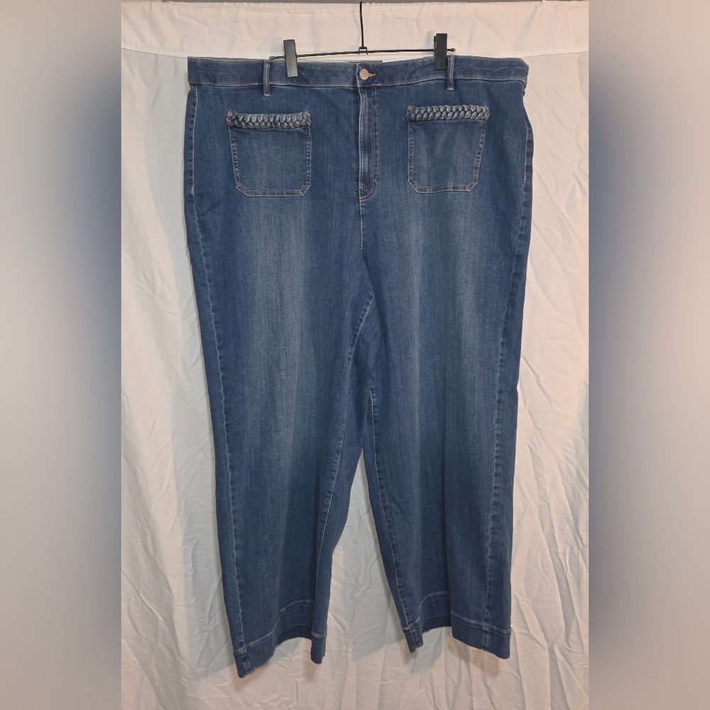 D/C Plus Size 28 Curvy Fit Wide Leg High Rise Women's Jeans NWT